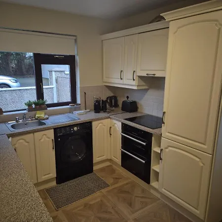 3 Bedroom House Blackrock Road